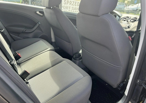 Seat Ibiza cena 19900 przebieg: 183000, rok produkcji 2010 z Mikołajki małe 379